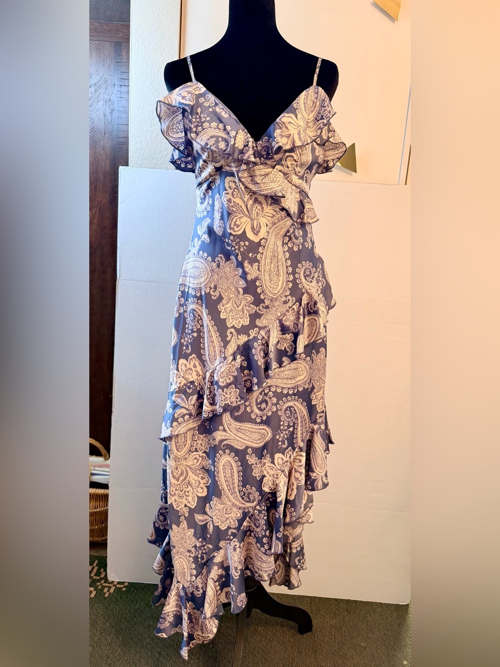 Thirty Thirty L.A. Spaghetti Strap Blue Paisley Ruffle Trim Maxi Dress Size L